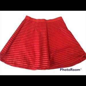 Brand New with tags H&M Red A-Line Skirt Size large. Zipper in back for closure.
